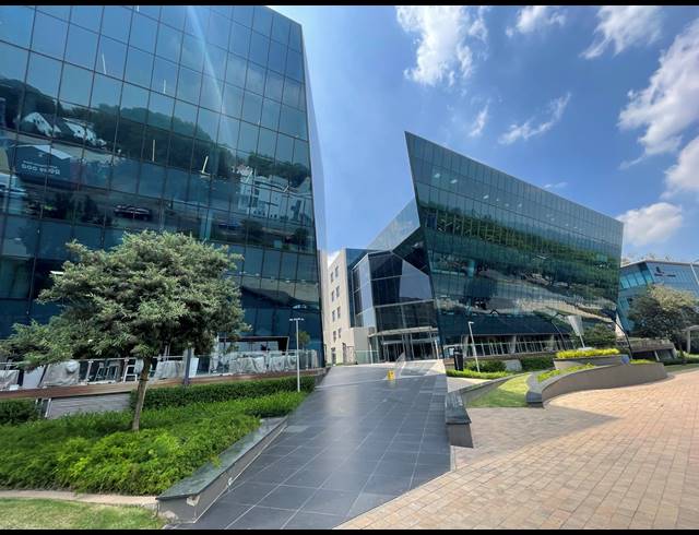 315M² OFFICE TO LET IN ROSEBANK